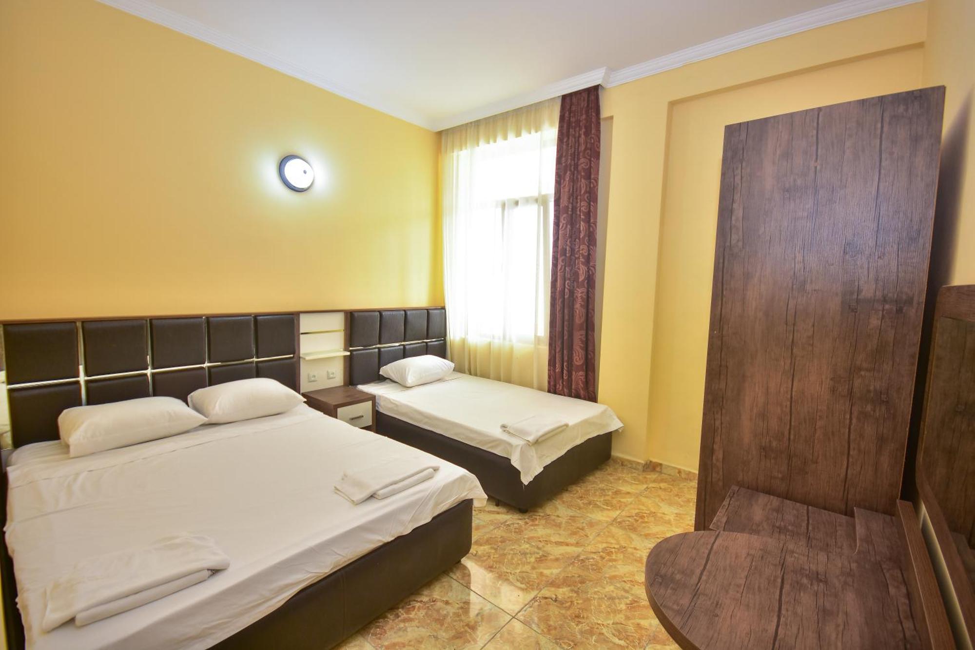 Family Apartments In Batumi Eksteriør billede