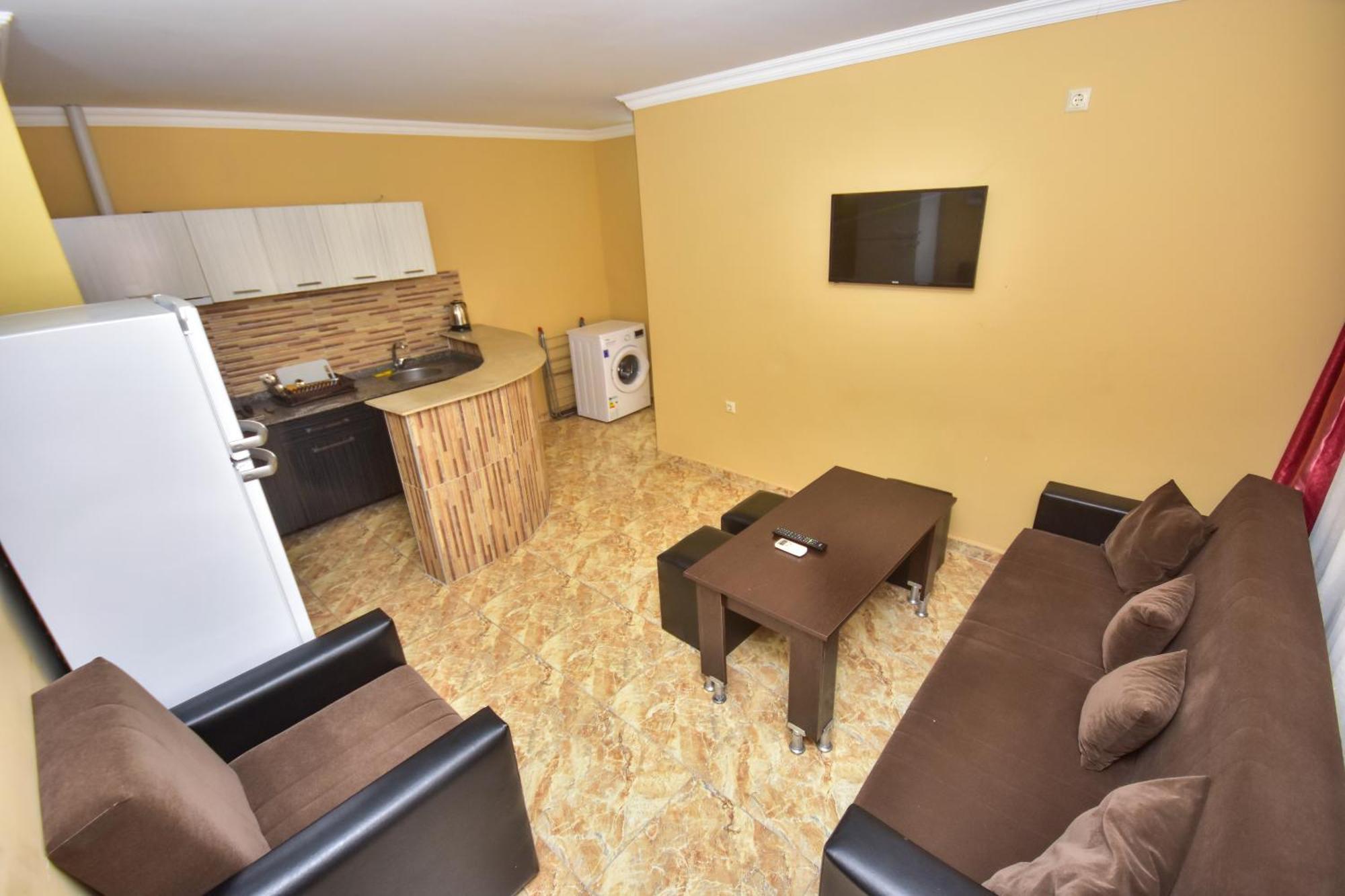 Family Apartments In Batumi Eksteriør billede