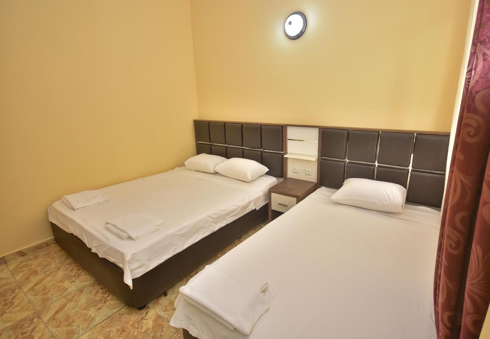 Family Apartments In Batumi Eksteriør billede